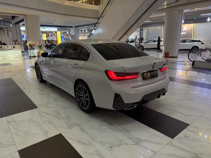 BMW 3 Series 2023 Model 320Li M Sports Set – фото 4