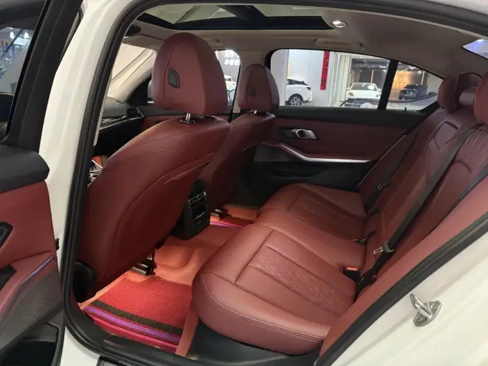 BMW 3 Series 2023 Model 320Li M Sports Set – фото 15