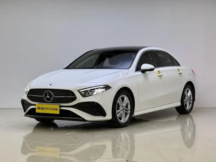 Mercedes-Benz A-class 2024 Model Facelift II A 180 L – фото 1