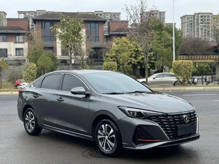 Changan Eado 2023 Model PLUS Changxiang Edition Blue whale NE 1.4T GDI DCT Noble Model – фото 3