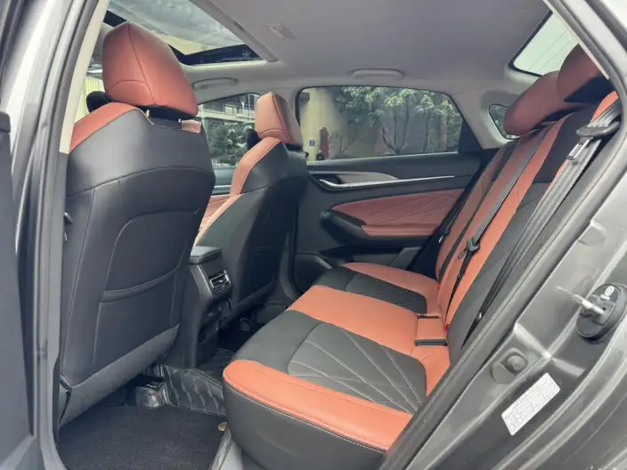 Changan Eado 2023 Model PLUS Changxiang Edition Blue whale NE 1.4T GDI DCT Noble Model – фото 20
