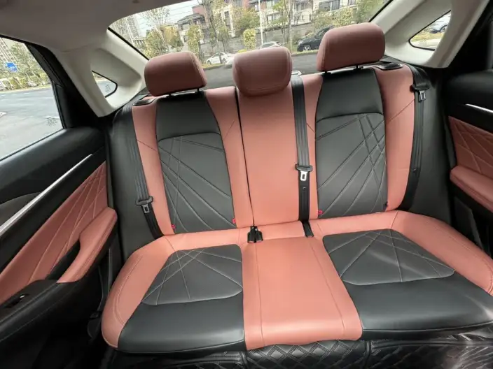 Changan Eado 2023 Model PLUS Changxiang Edition Blue whale NE 1.4T GDI DCT Noble Model – фото 21