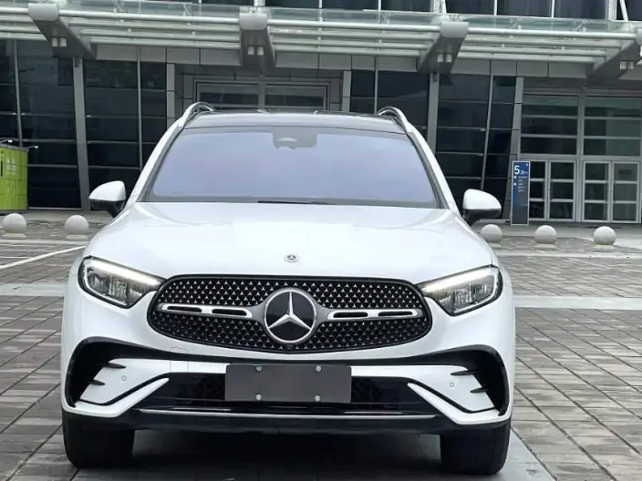 Mercedes-Benz GLC 2024 Model GLC 300 L 4MATIC Dynamic Model 5 seat – фото 2