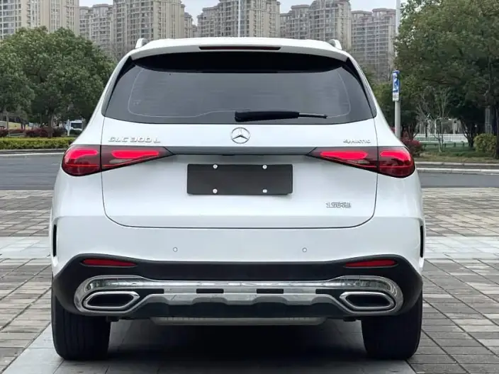 Mercedes-Benz GLC 2024 Model GLC 300 L 4MATIC Dynamic Model 5 seat – фото 5