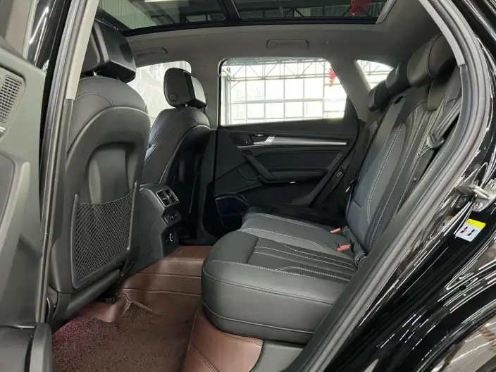 Audi Q5L 2022 Model 45T Luxury Dynamic Model – фото 15