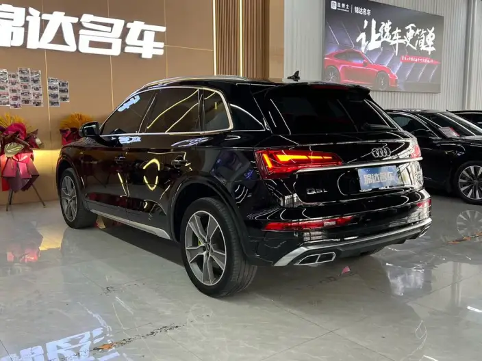 Audi Q5L 2022 Model 45T Luxury Dynamic Model – фото 4