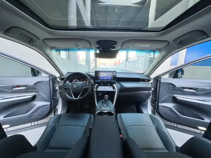 Venza 2022 Model 2.0L CVT 2WD Deluxe Edition – фото 13