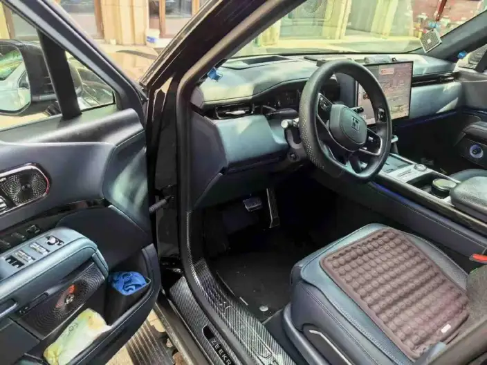 ZEEKR 9X 2025 Model Hyper Edition 70kWh VI seat – фото 6