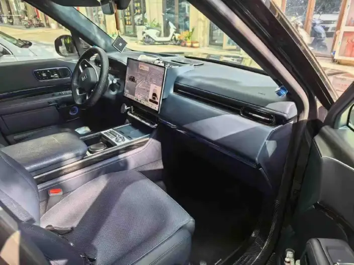 ZEEKR 9X 2025 Model Hyper Edition 70kWh VI seat – фото 8
