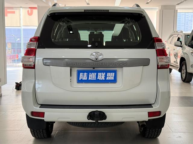 Toyota Prado 2016 модификация 2.7L автоматическое Deluxe Edition – фото 17