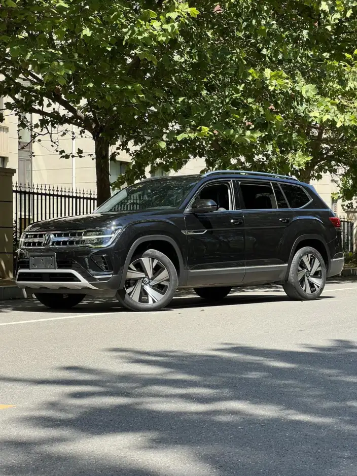 Volkswagen Teramont 2022 Model 530 V6 4WD Respect Deluxe Edition – фото 1