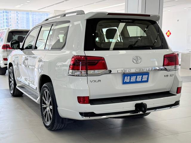 Land Cruiser （import Модель 2019 года 4.0L автоматическое 4WD 7 seat параллельный импорт Imported – фото 17