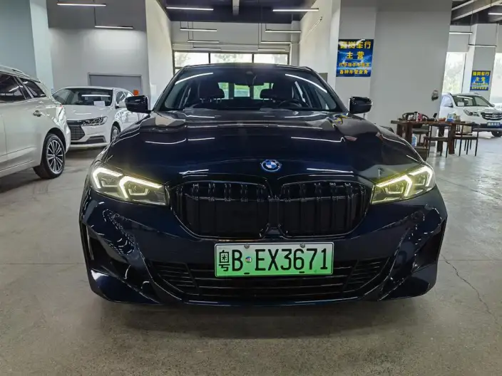 BMW i3 2022 Model eDrive35L – фото 2