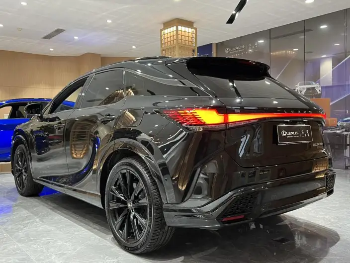 Lexus RX 2023 Model 500h DIRECT4 F SPORT Performance – фото 4
