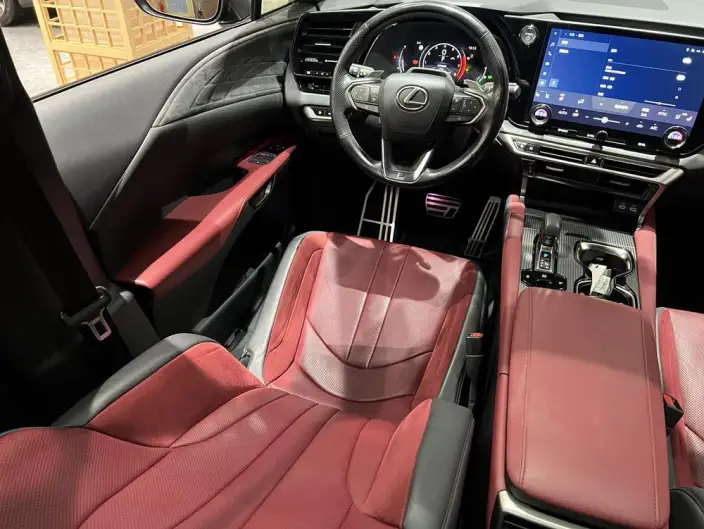 Lexus RX 2023 Model 500h DIRECT4 F SPORT Performance – фото 12