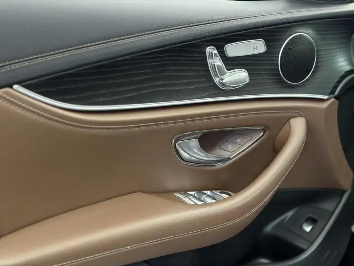 Mercedes-Benz E-Class 2022 Model Facelift E 260 L Sports sedan – фото 18