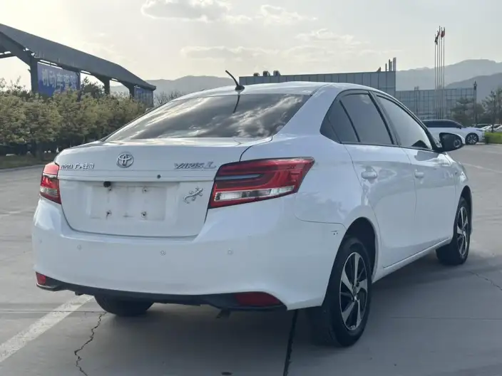 Toyota YARIS L Yaris Sedan 2020 Model 1.5L CVT Deluxe Edition – фото 6