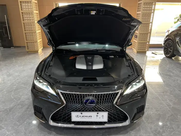 Lexus LS 2021 Model 500h Superior Edition – фото 7