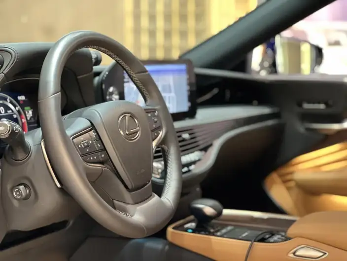 Lexus LS 2021 Model 500h Superior Edition – фото 14