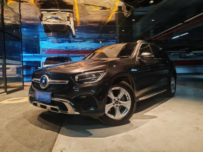 Mercedes-Benz GLC 2020 Model GLC 260 L 4MATIC Dynamic Model – фото 1