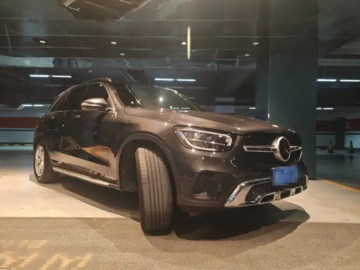 Mercedes-Benz GLC 2020 Model GLC 260 L 4MATIC Dynamic Model – фото 3