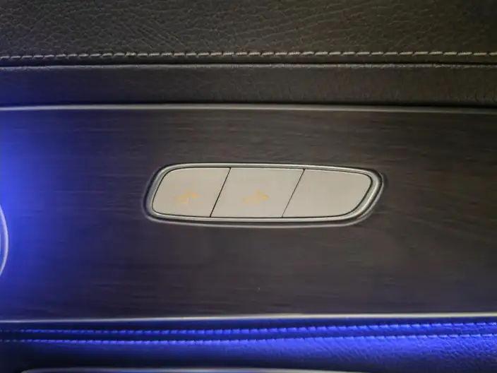 Mercedes-Benz GLC 2020 Model GLC 260 L 4MATIC Dynamic Model – фото 15