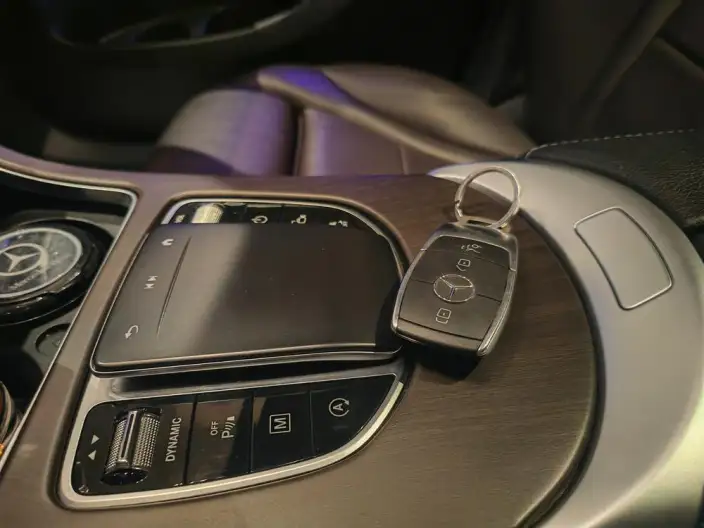 Mercedes-Benz GLC 2020 Model GLC 260 L 4MATIC Dynamic Model – фото 27