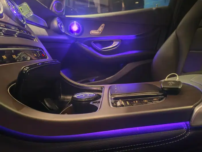 Mercedes-Benz GLC 2020 Model GLC 260 L 4MATIC Dynamic Model – фото 35