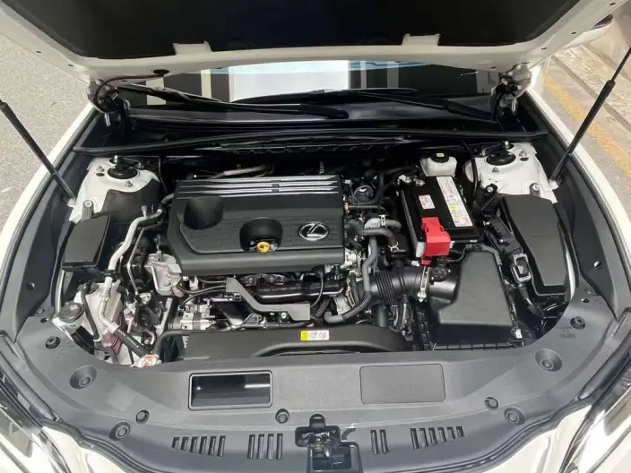 Lexus ES 2024 Model 200 Premium – фото 7