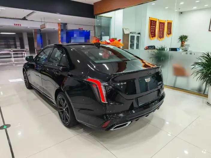 Cadillac CT4 2023 Model 25T Luxury Model – фото 4