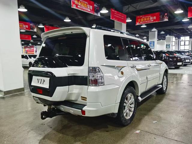 Mitsubishi Pajero Import 2019 3.8L Automatic AWD 7-Seater Parallel Import – фото 7