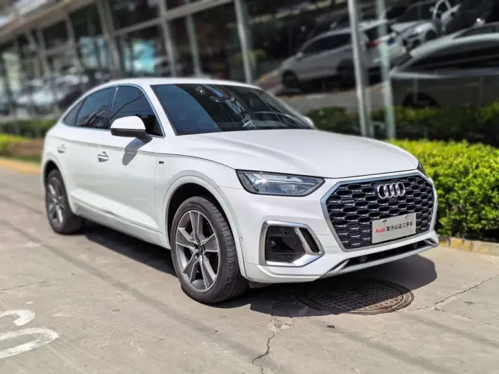 Audi Q5L Sportback 2022 Model Facelift 40 TFSI Luxury Model – фото 2