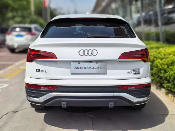 Audi Q5L Sportback 2022 Model Facelift 40 TFSI Luxury Model – фото 5