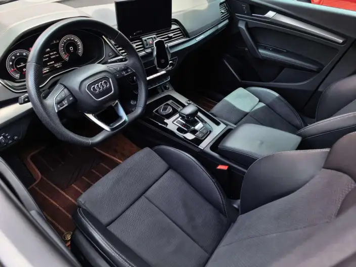 Audi Q5L Sportback 2022 Model Facelift 40 TFSI Luxury Model – фото 16