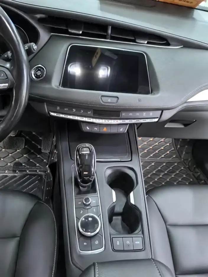 Cadillac XT4 2020 Model Facelift 28T 2WD Luxury Model – фото 10