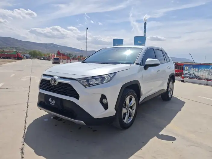 Toyota RAV4 2022 Model 2.0L CVT 2WD Fashion edition – фото 1