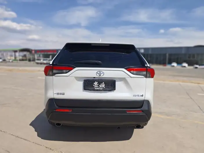 Toyota RAV4 2022 Model 2.0L CVT 2WD Fashion edition – фото 5