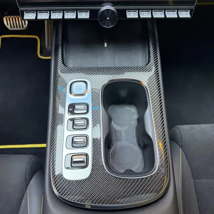 Xiaomi SU7 Ultra 2025 Model Standard Edition – фото 13