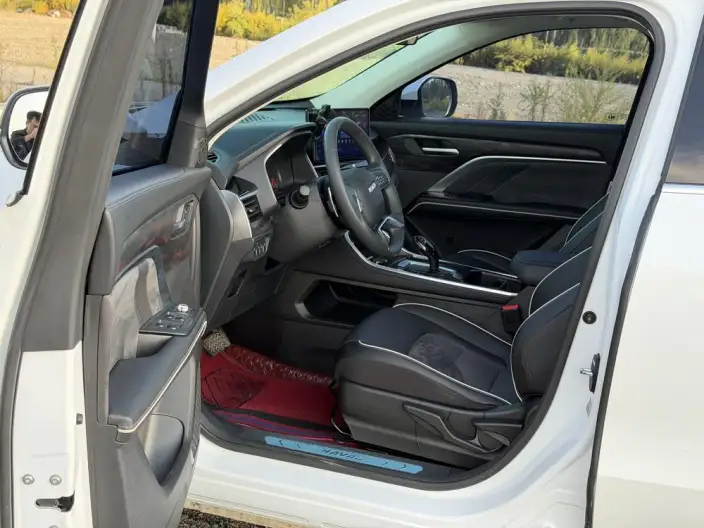 Haval H6 2023 Model Guo Trendy Edition 1.5T Automatic Urban Edition – фото 16