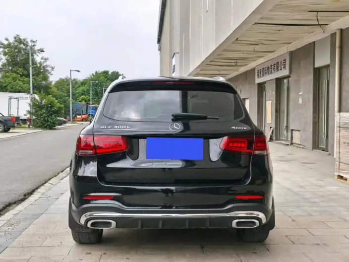 Mercedes-Benz GLC 2020 Model GLC 300 L 4MATIC Luxury Model – фото 5
