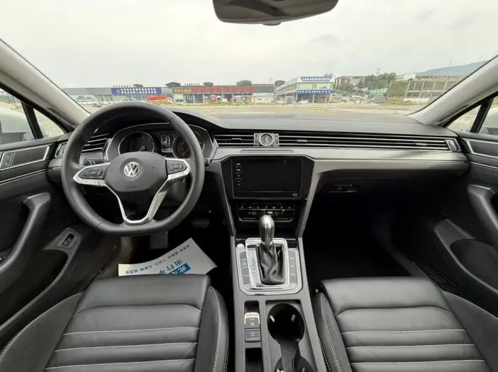Volkswagen Magotan 2020 Model 330TSI DSG Leading Model – фото 11