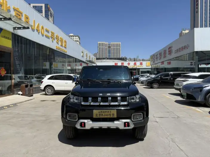 BAIC BJ40 2020 Model 2.0T Automatic 4WD City Hunter Edition Warrior Model – фото 2