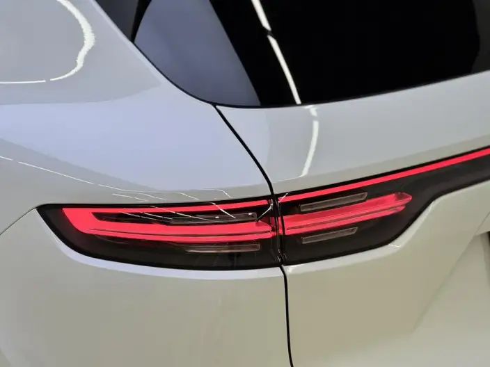Cayenne E-Hybrid 2021 Model Cayenne E-Hybrid 2.0T – фото 13