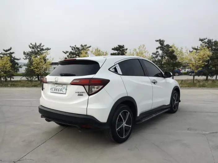 Honda Vezel 2020 Model 220 TURBO CVT Deluxe Edition – фото 3
