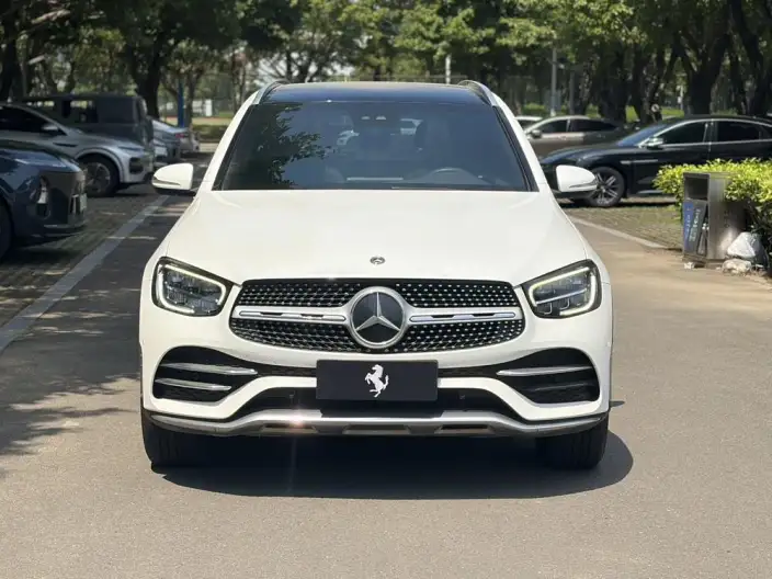 Mercedes-Benz GLC 2020 Model GLC 300 L 4MATIC Dynamic Model – фото 2