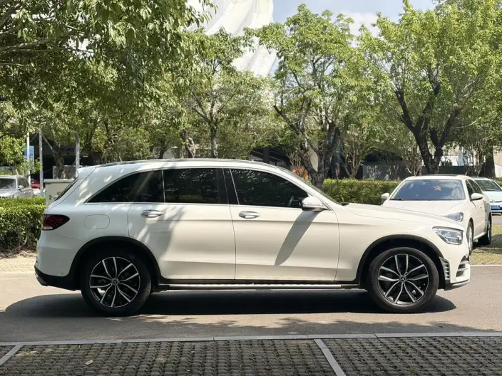 Mercedes-Benz GLC 2020 Model GLC 300 L 4MATIC Dynamic Model – фото 7