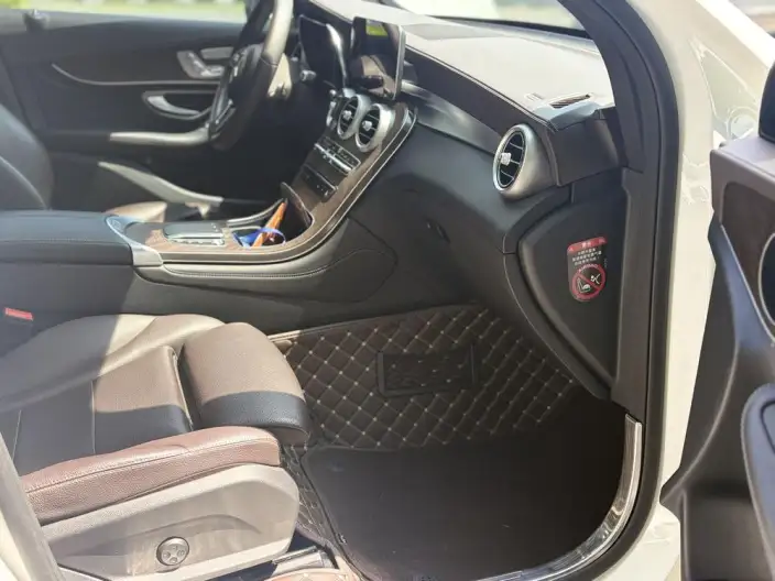 Mercedes-Benz GLC 2020 Model GLC 300 L 4MATIC Dynamic Model – фото 8