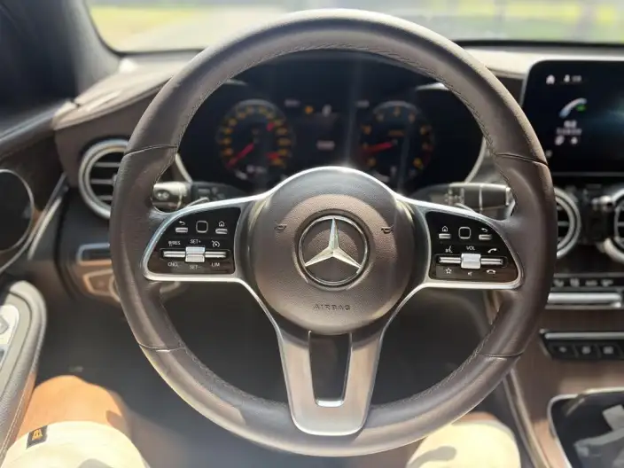 Mercedes-Benz GLC 2020 Model GLC 300 L 4MATIC Dynamic Model – фото 10