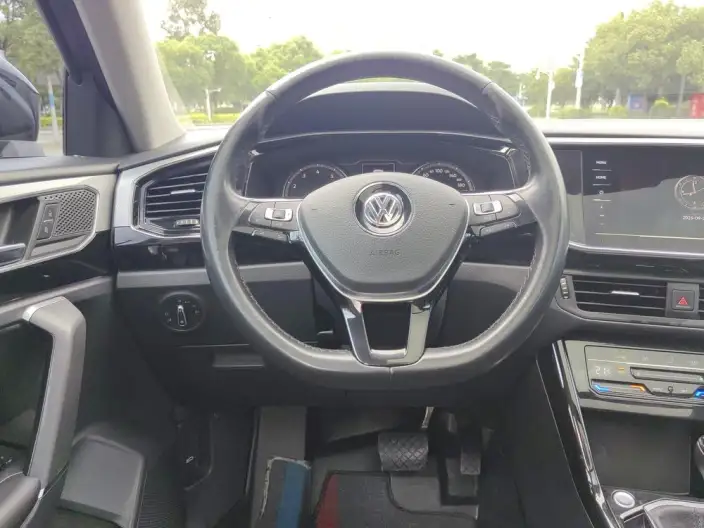 Volkswagen Tayron 2020 Model 330TSI Luxury Zhilian Edition – фото 18