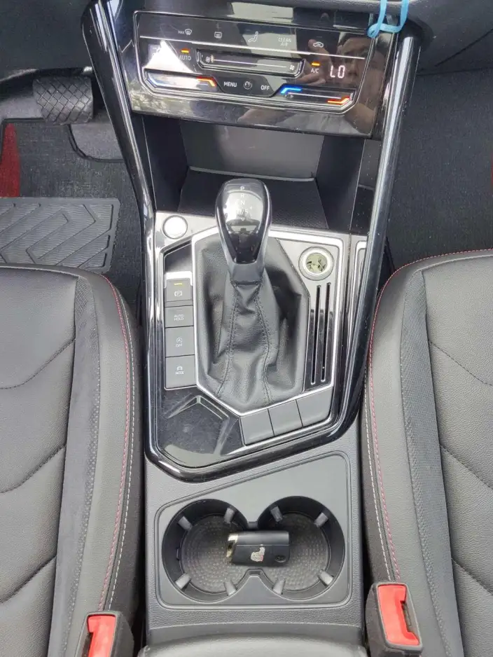 Volkswagen Tayron 2020 Model 330TSI Luxury Zhilian Edition – фото 24